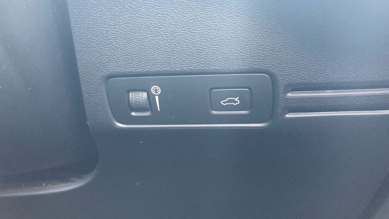 Volvo Xc40 1.5 T3 [163] R DESIGN 5dr Geartronic Petrol Estate